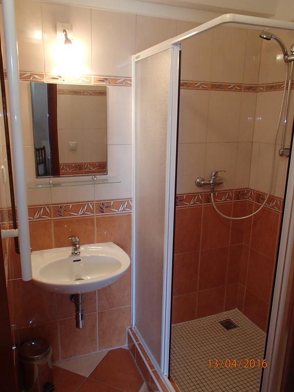 Pension Magnolia Тренчин Екстер'єр фото