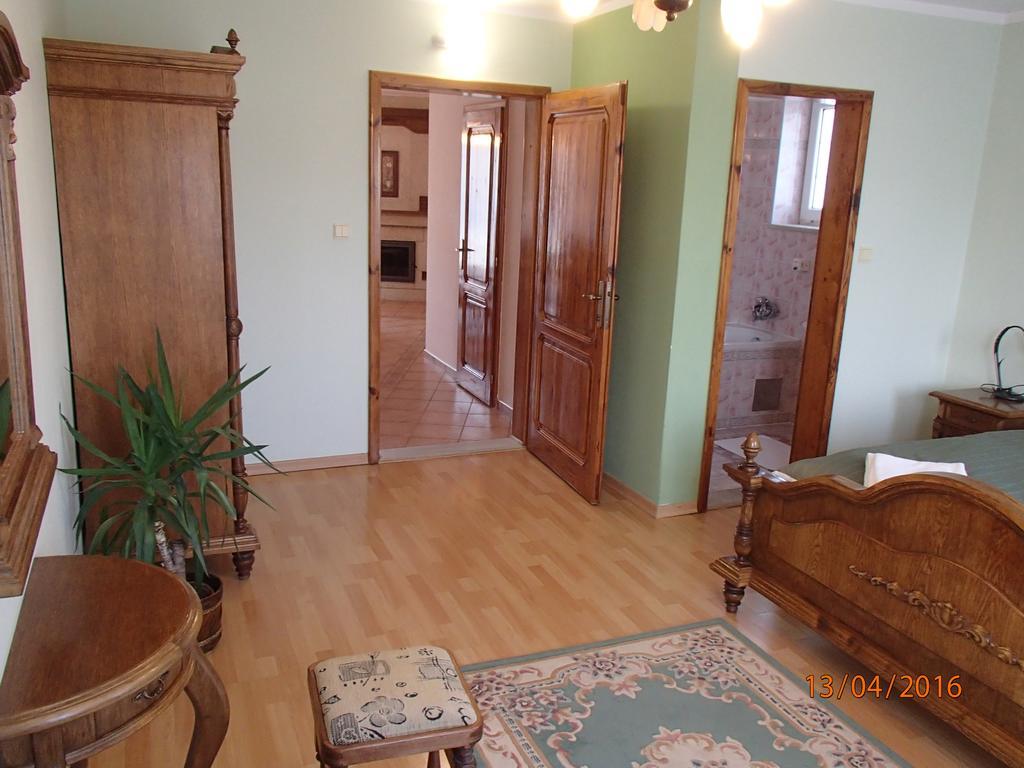 Pension Magnolia Тренчин Екстер'єр фото